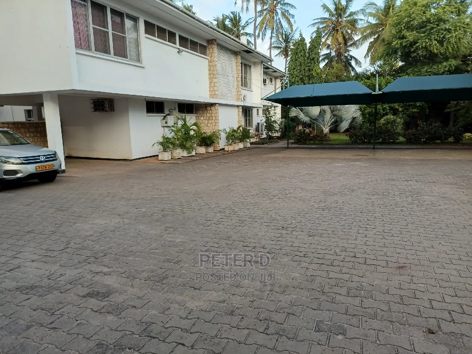 5bdrm House in Mikocheni for Rent