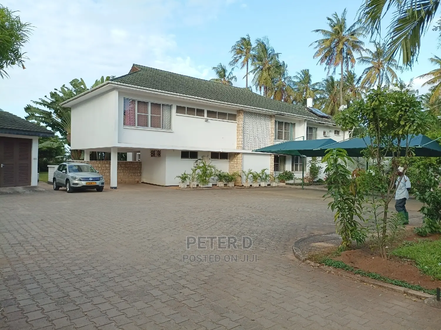 5bdrm House in Mikocheni for Rent