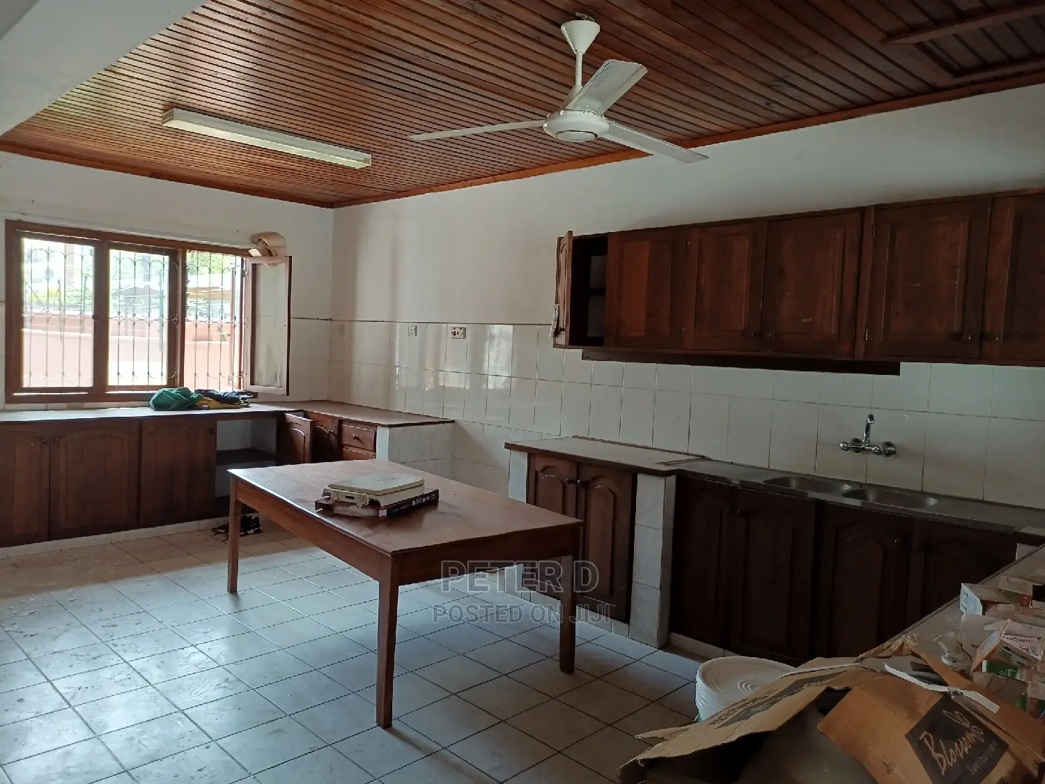 5bdrm House in Mikocheni for Rent