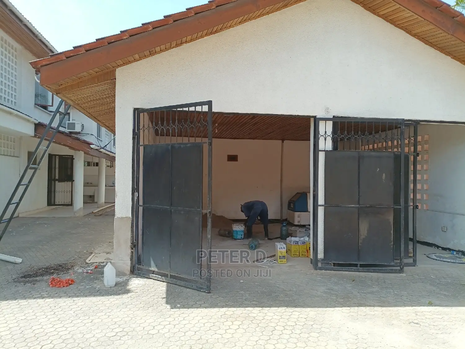 5bdrm House in Mikocheni for Rent