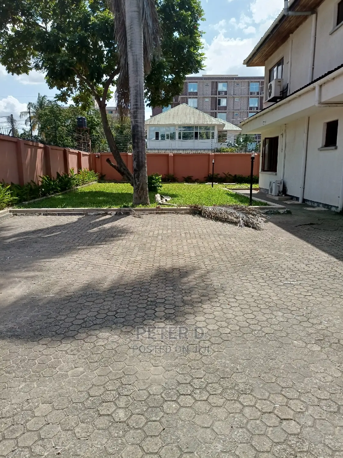5bdrm House in Mikocheni for Rent