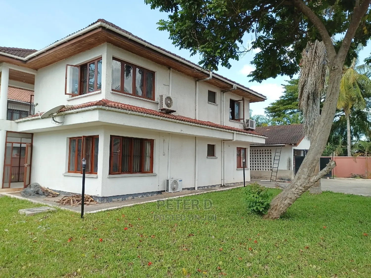 5bdrm House in Mikocheni for Rent