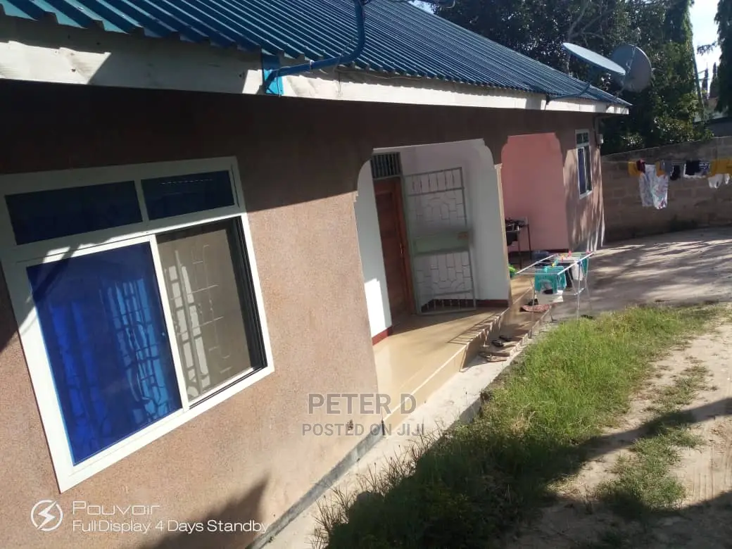 2bdrm Apartment in Kimara for Rent