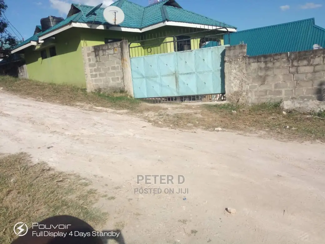 2bdrm Apartment in Kimara for Rent