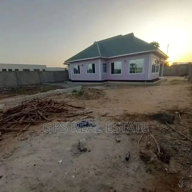 3bdrm House in Kibada, Kigamboni for Sale