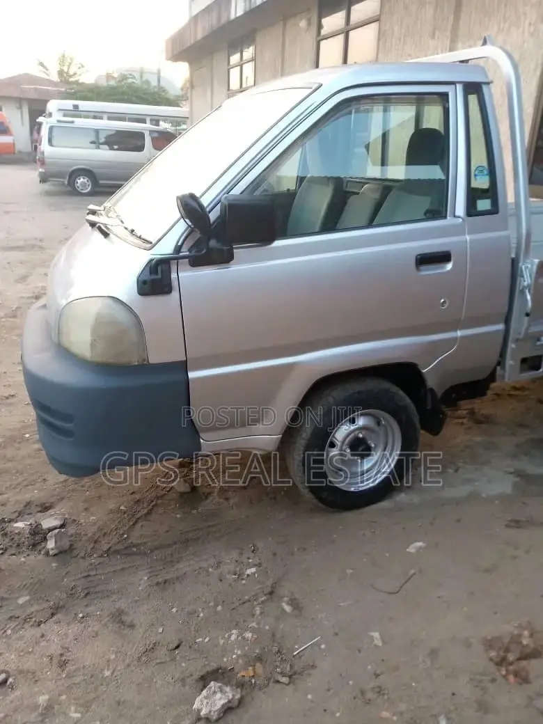 Toyota TownAce 2002 Silver