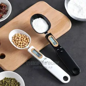 Kitchen Spoon With Digital Scale