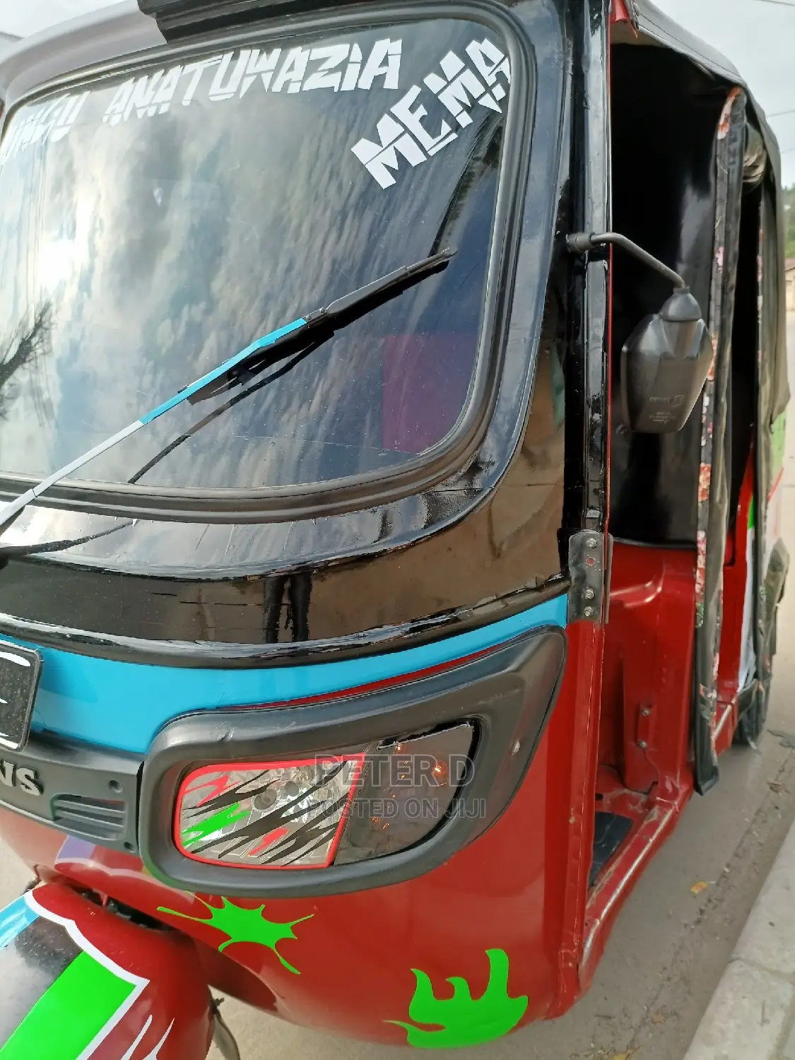 TVS 2022 Red