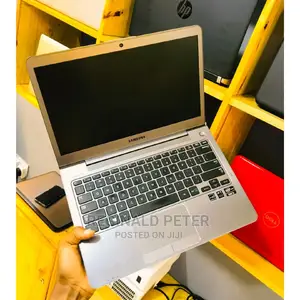 Laptop Samsung NP530U3C 8GB Intel Core I3 HDD 500GB