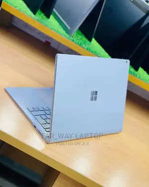 New Laptop Microsoft Surface Book 8GB Intel Core I5 SSD 256GB