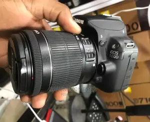Canon 100D