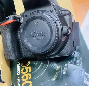 Nikon D5600 With 18_55mm