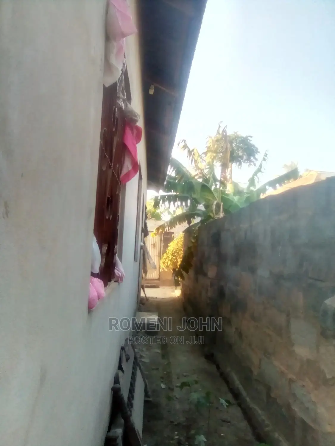 Furnished 5bdrm Bungalow in Tanzania Daressalaam for Sale