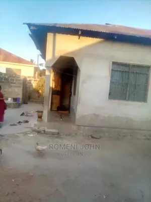 Furnished 5bdrm Bungalow in Tanzania Daressalaam for Sale