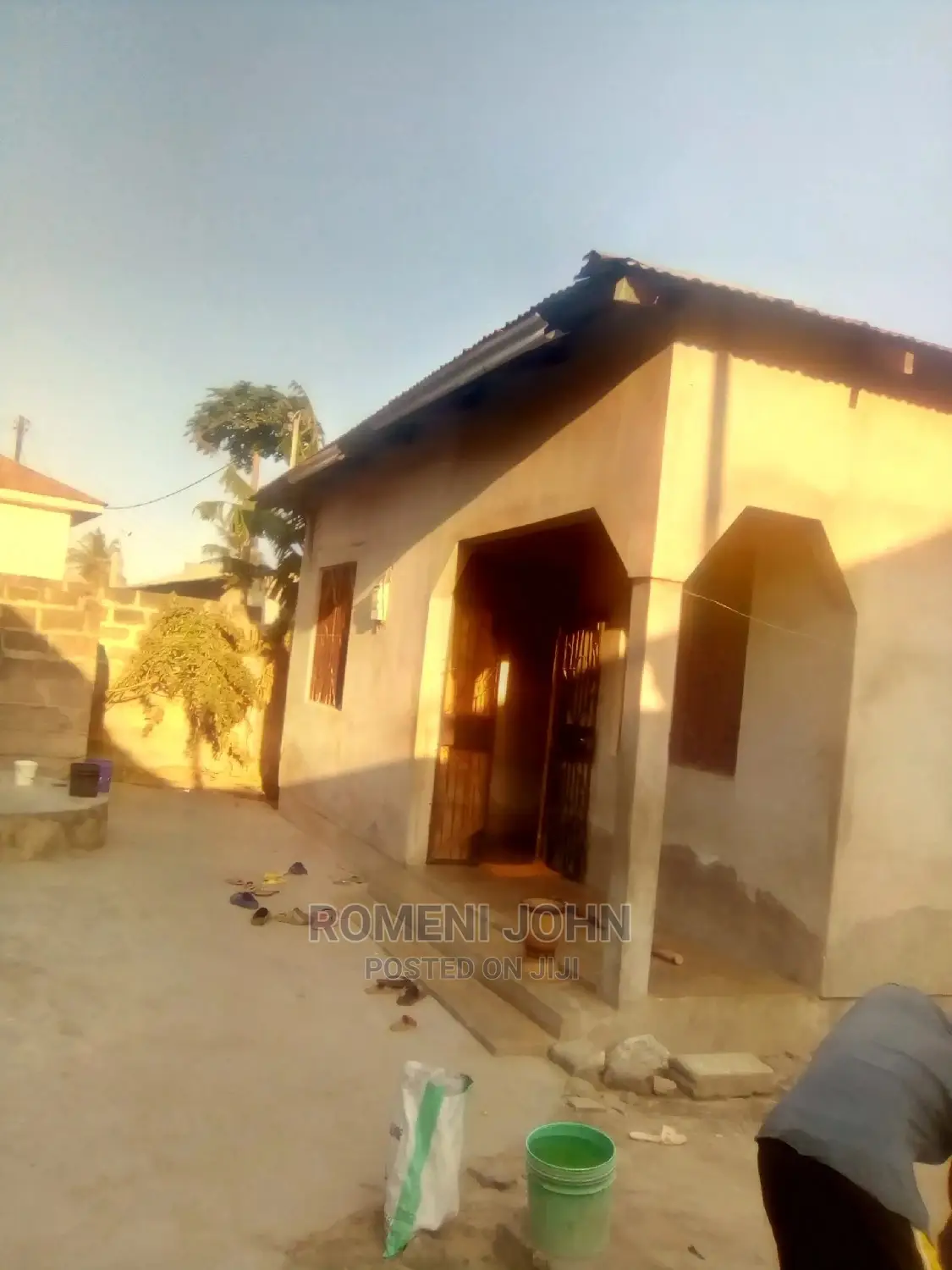 Furnished 5bdrm Bungalow in Tanzania Daressalaam for Sale