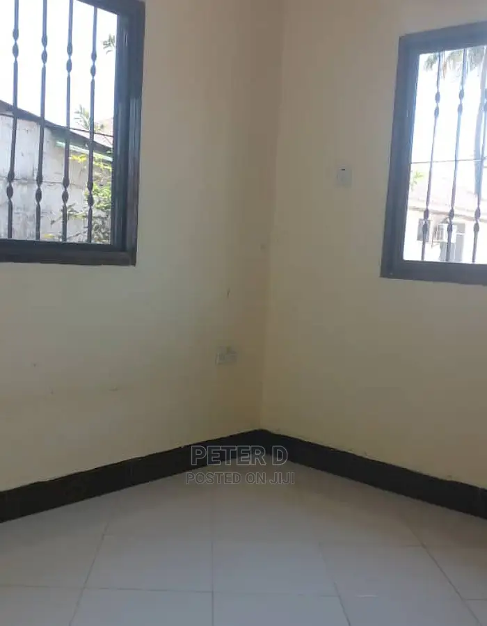2bdrm House in Mikocheni for rent