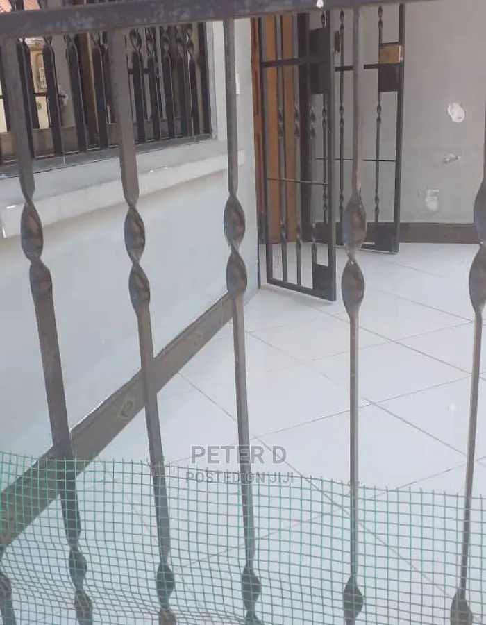 2bdrm House in Mikocheni for rent