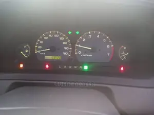 Toyota Noah 2.0 AWD (8 Seater) 2001 Green