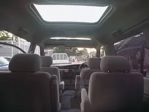 Toyota Noah 2.0 AWD (8 Seater) 2001 Green