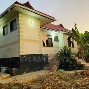 6bdrm House in Mbezi Kibwegere, Kinondoni for Sale