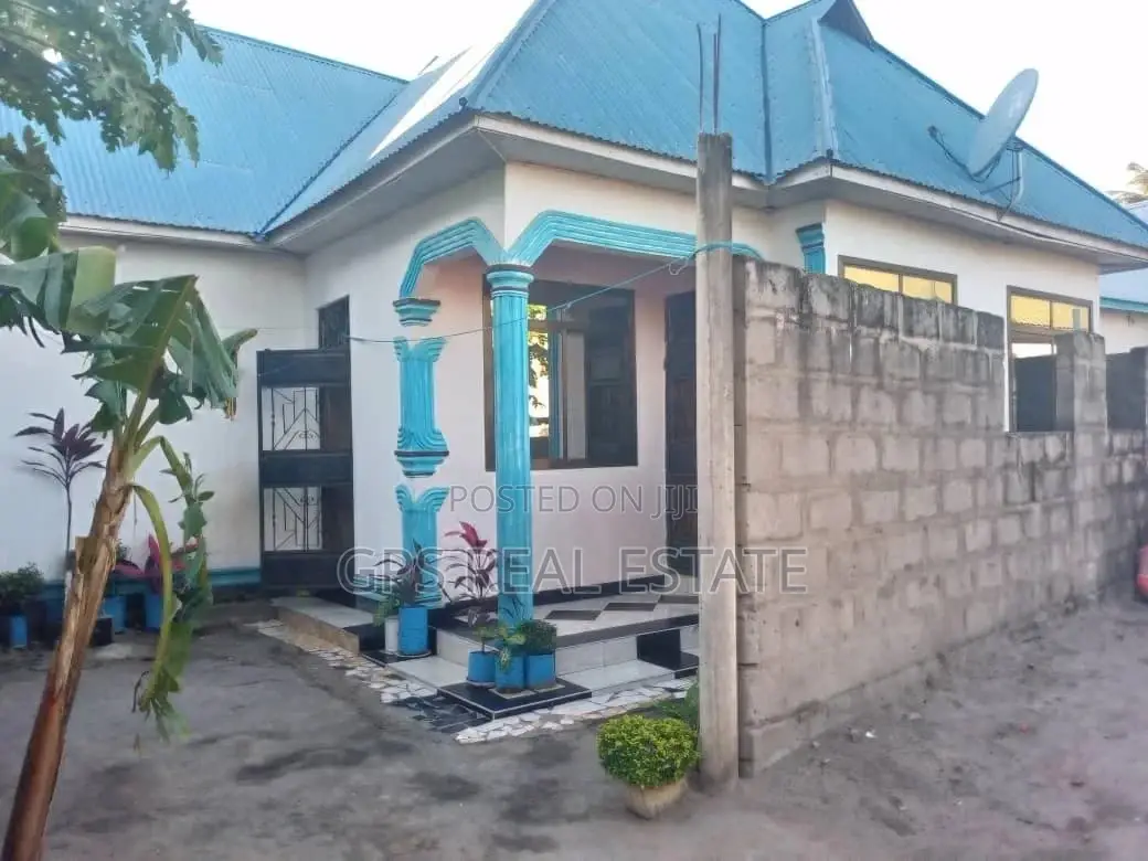 3bdrm House in Chamazi Magengeni for Sale