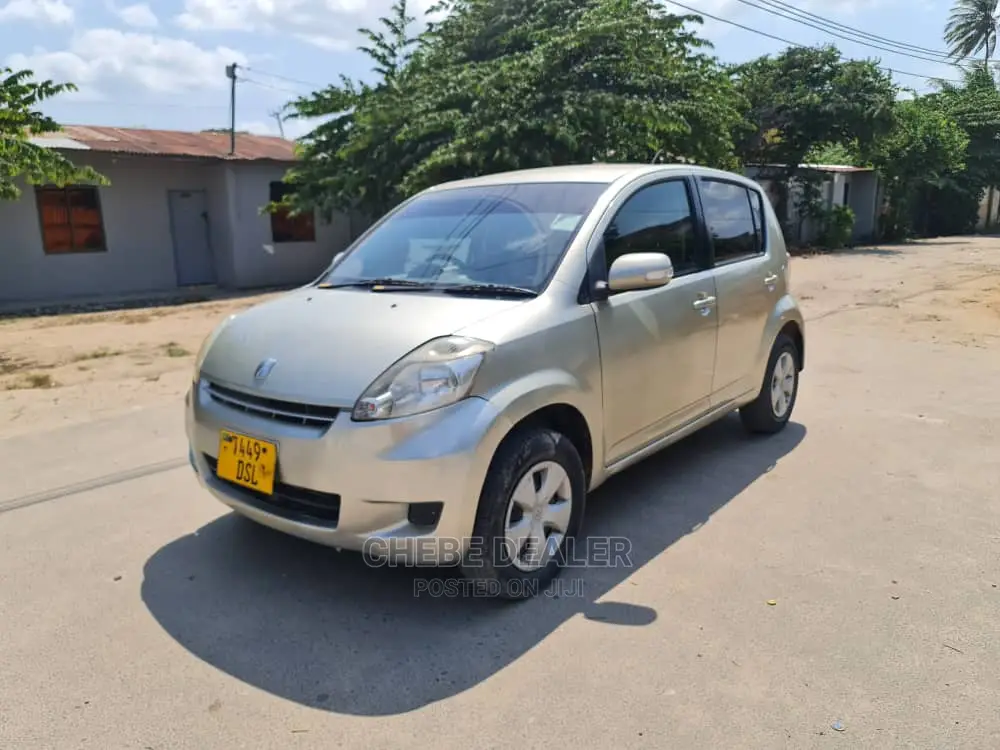 Toyota Passo 2008 Silver