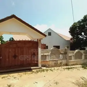 5bdrm House in Goba Majengo, Kinondoni for Sale