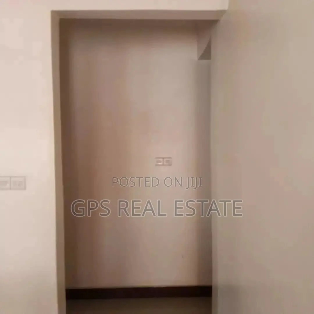 5bdrm House in Goba Majengo, Kinondoni for Sale