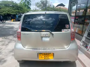 Toyota Passo 1.3 FWD 2008 Silver