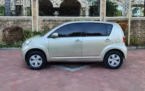 Toyota Passo 1.3 FWD 2008 Gold
