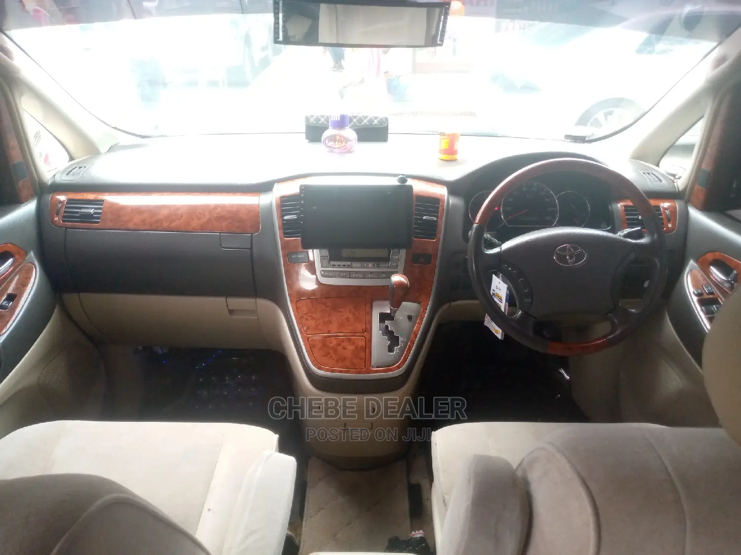 Toyota Alphard 2004 Black