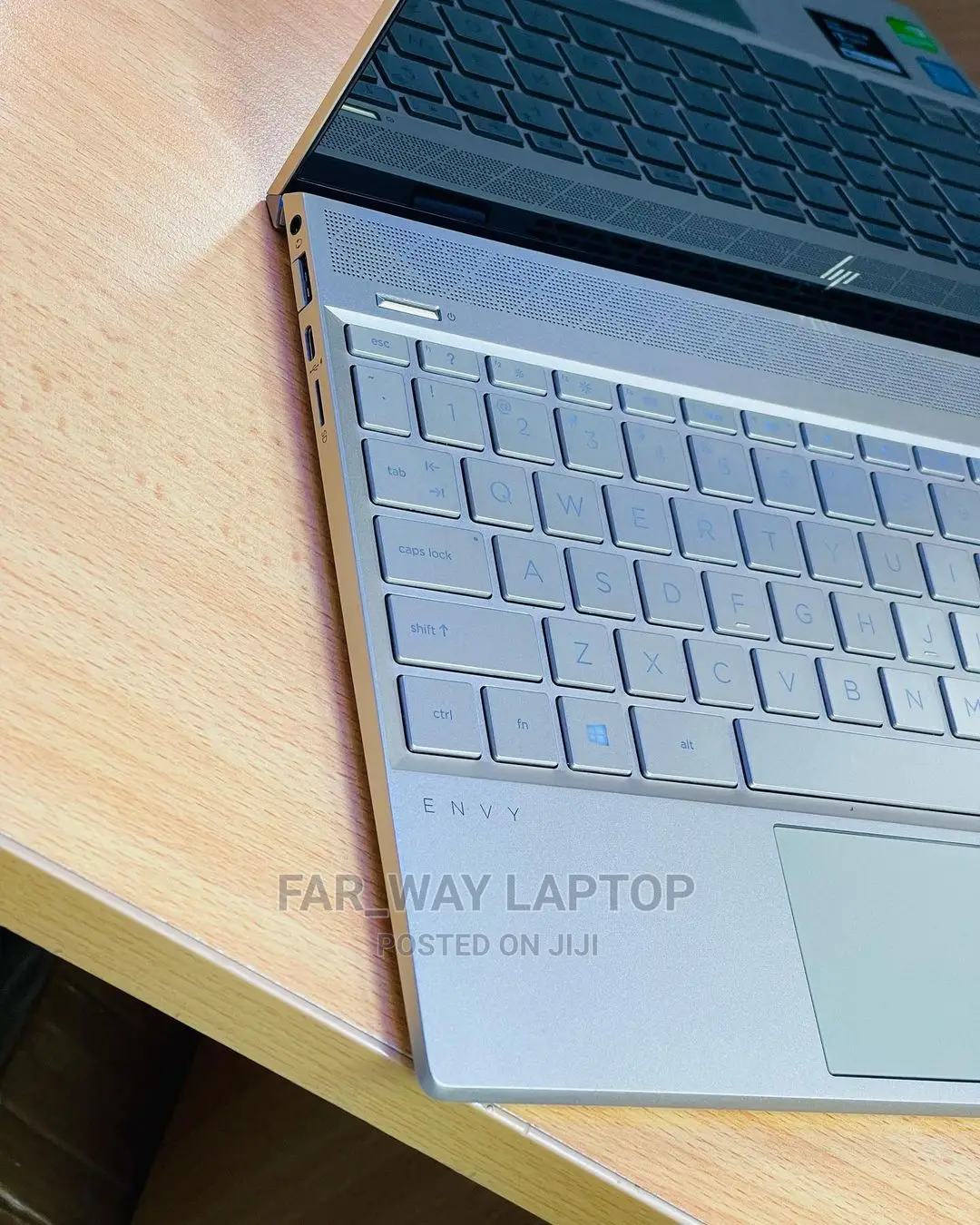 New Laptop HP Envy 14 8GB Intel Core I5 SSD 256GB