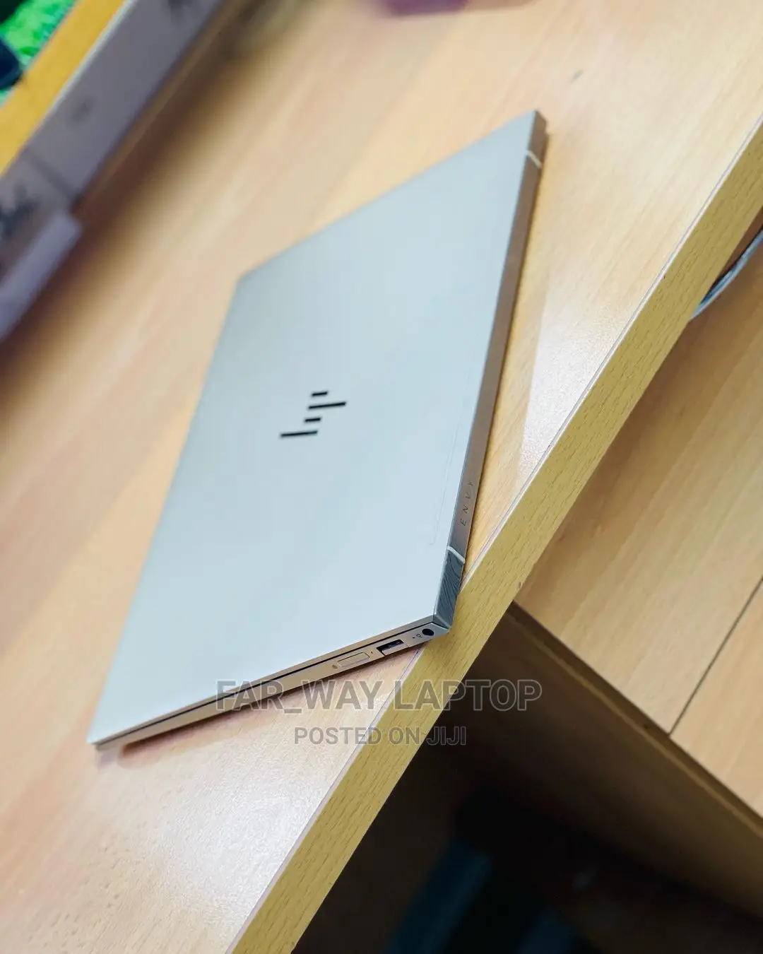 New Laptop HP Envy 14 8GB Intel Core I5 SSD 256GB