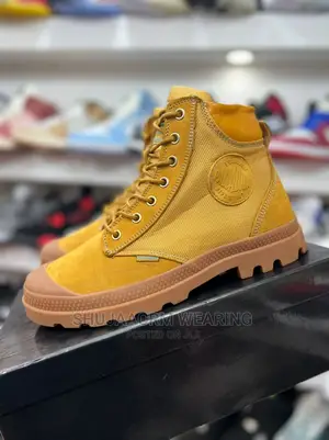 New Paladium Boots