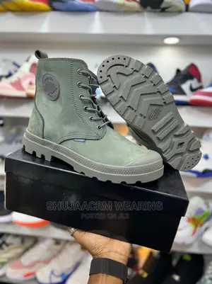 New Paladium Boots