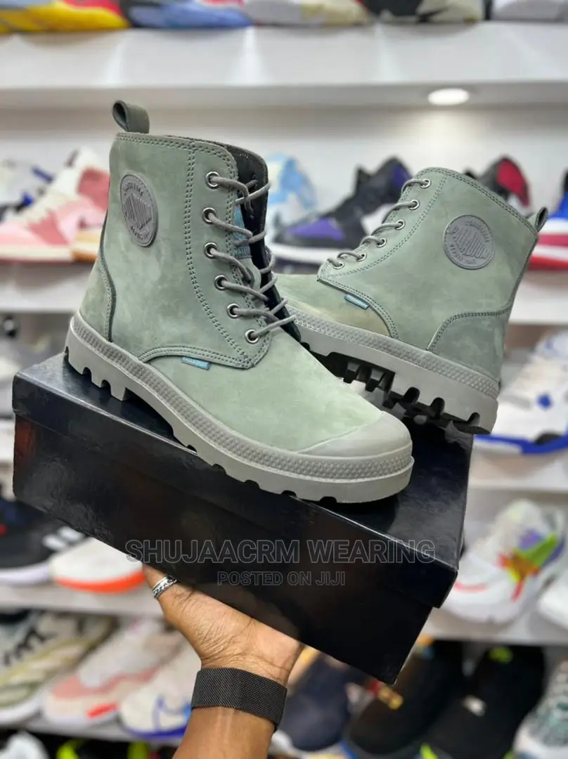 New Paladium Boots