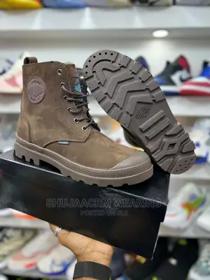 New Paladium Boots