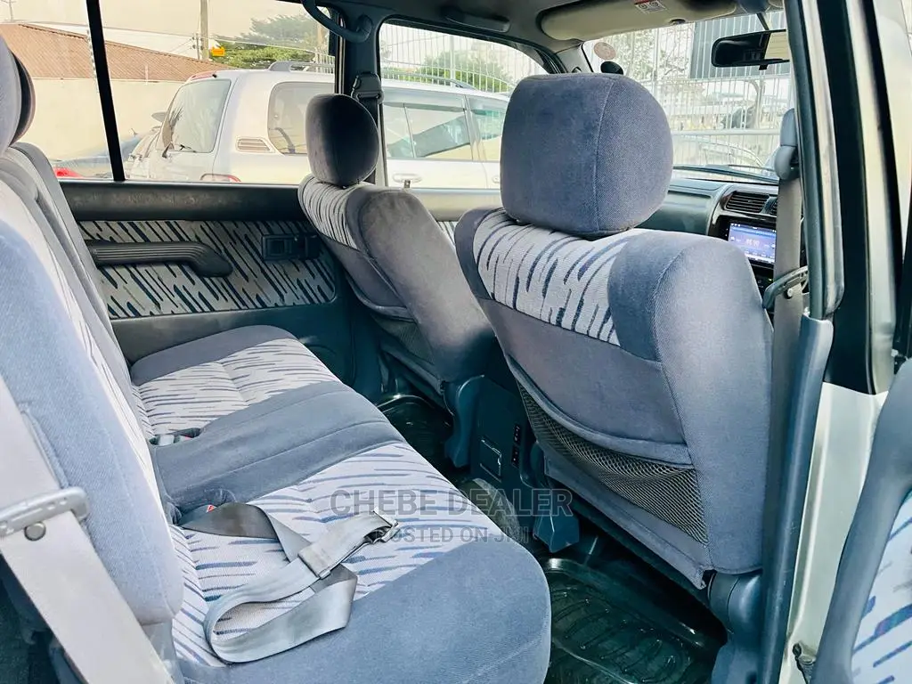 Toyota Land Cruiser 100 4.2 TD 2004 White