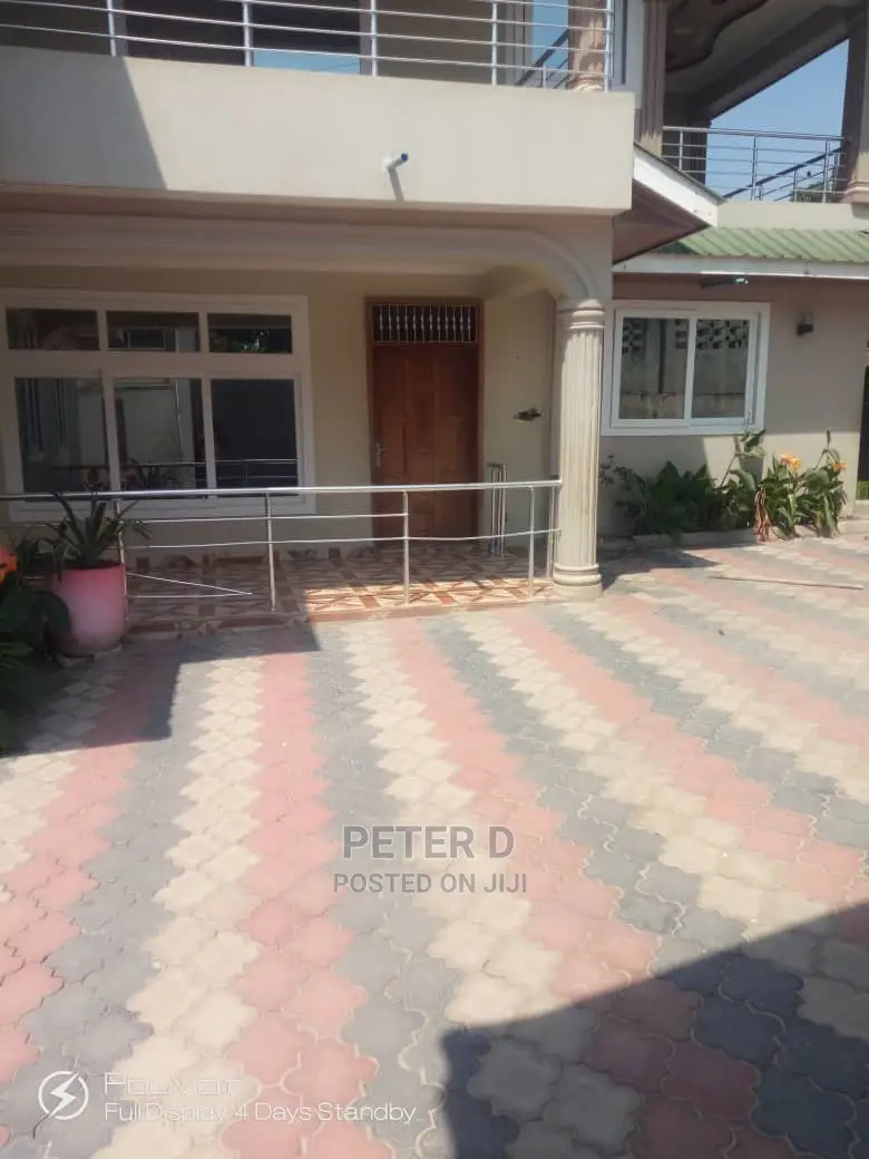 3bdrm Apartment in Kimara for Rent