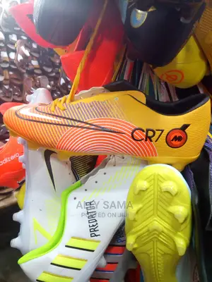 Football Nike CR7