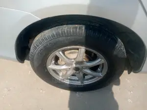 Toyota Axio 1.5 G 2WD 2007 Silver