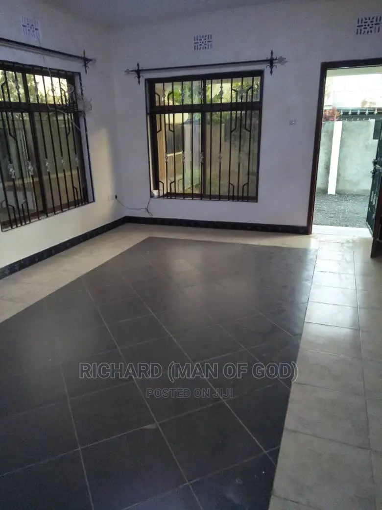 2bdrm House in Arusha for Rent