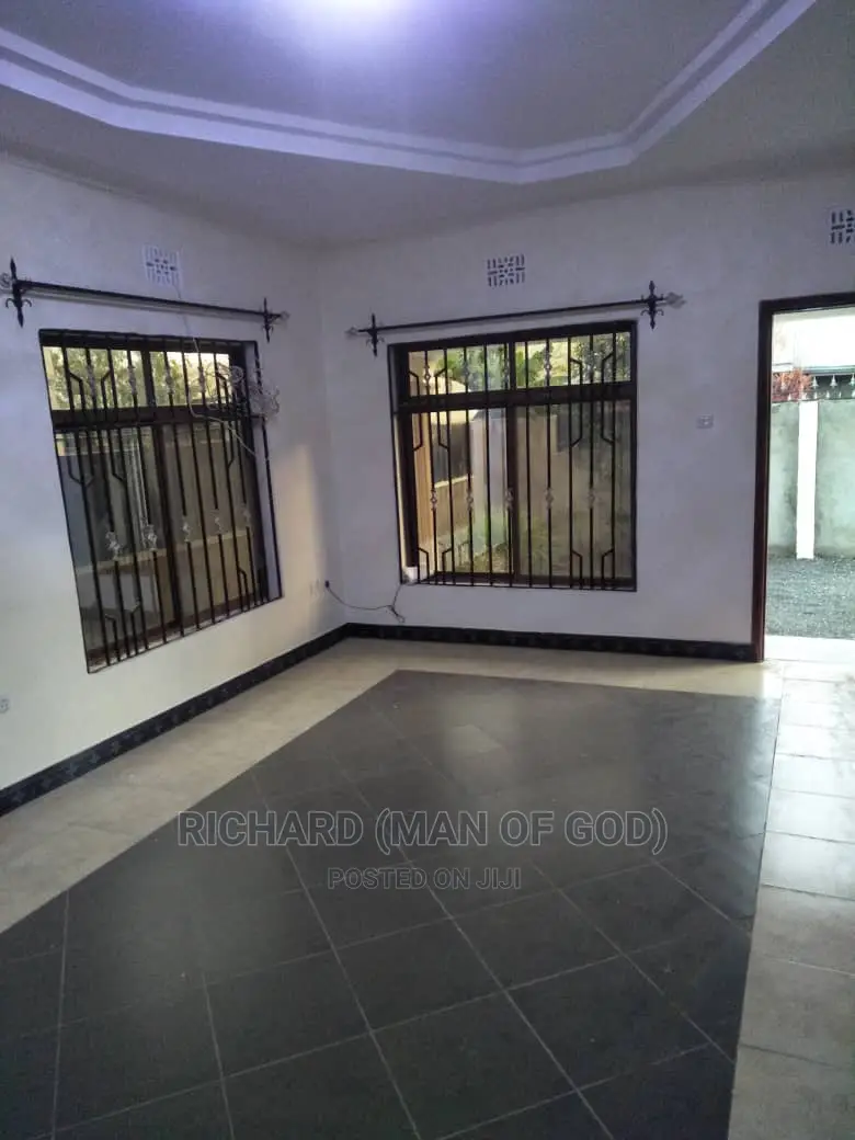 2bdrm House in Arusha for Rent