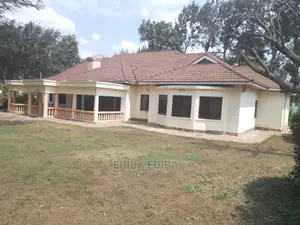 6bdrm Bungalow in Ediba Real Estate, Arusha for Rent