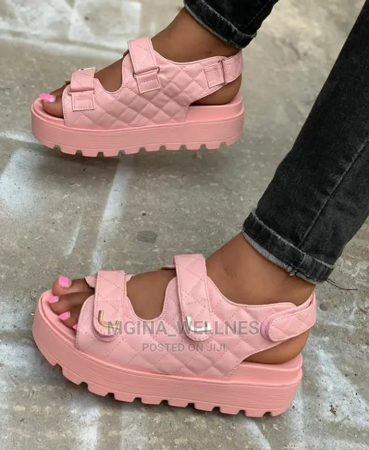New Fashion Sandals