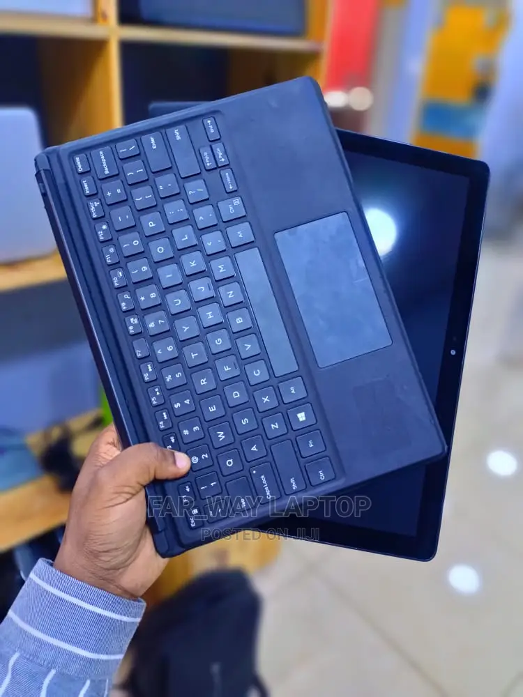 New Laptop Dell Latitude 12 5285 8GB Intel Core I5 SSD 256GB