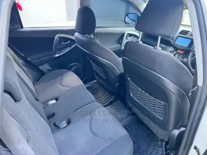 Toyota RAV4 2009 White