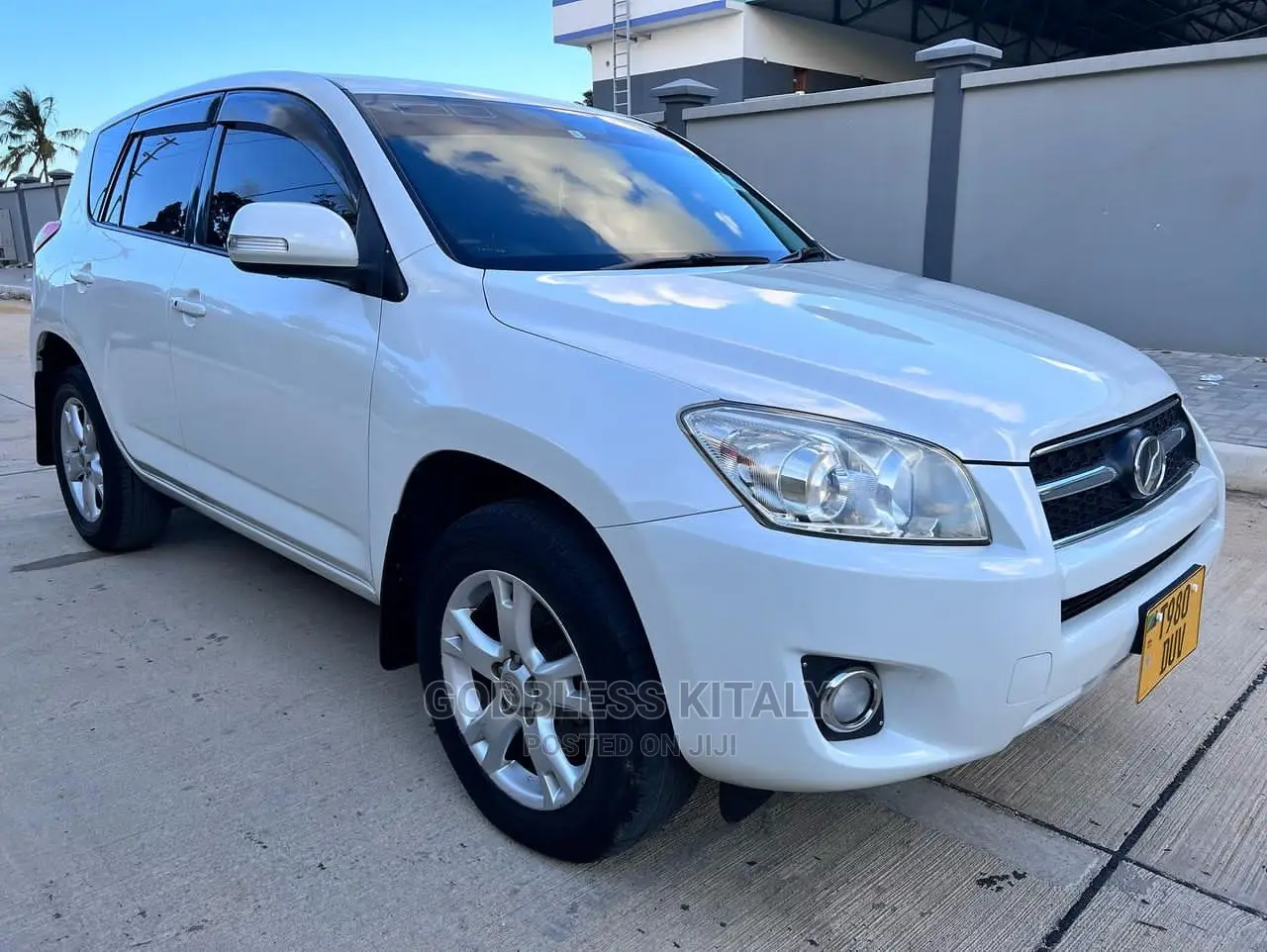 Toyota RAV4 2009 White
