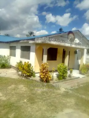 Furnished 5bdrm Bungalow in Tanzania Daressalaam, Ukonga for Sale