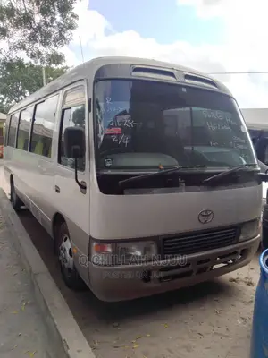 Toyota Coaster 2004 White